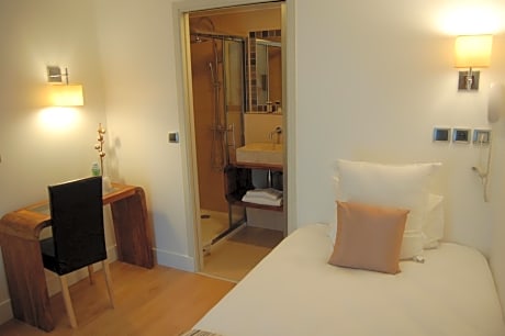Single Room - Ground Floor