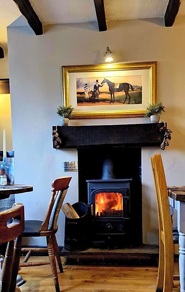 The Strawbury Duck Inn