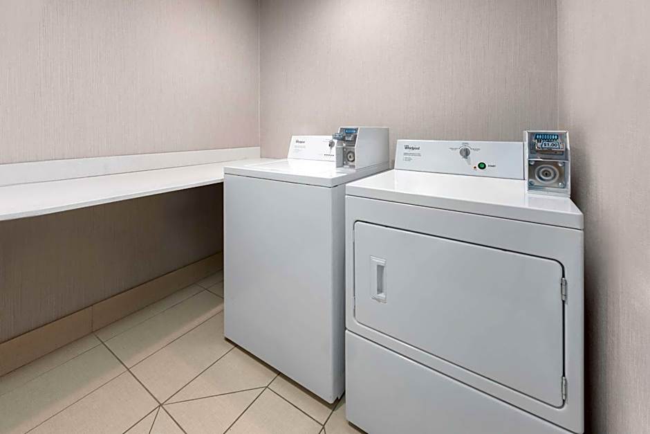 Hampton Inn By Hilton And Suites Saginaw