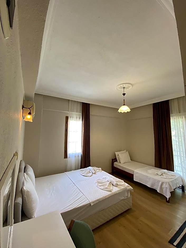 Cennet Hotel