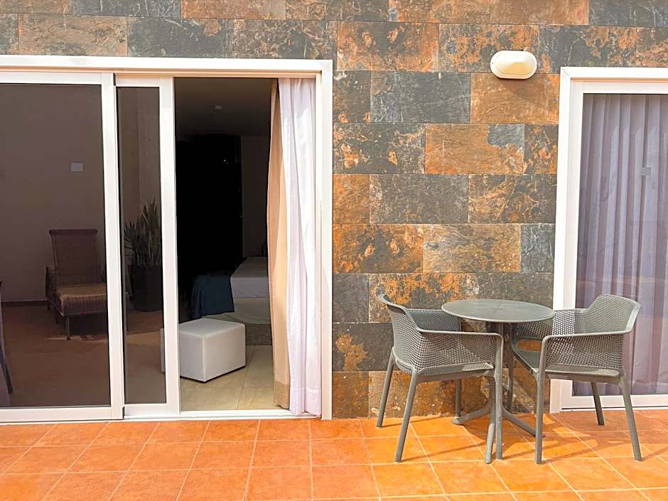La Aldea Suites