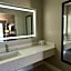Days Inn by Wyndham Fort Myers