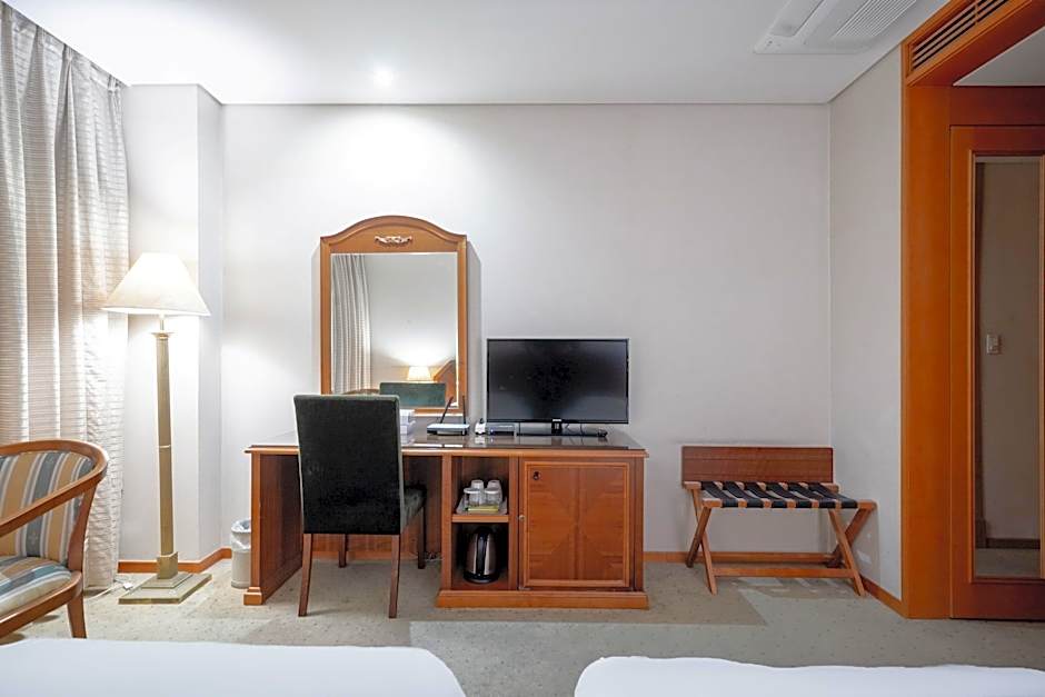 Onyang Hot Spring Hotel