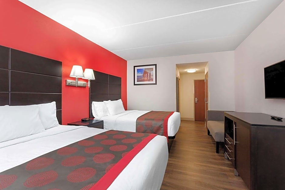 Ramada by Wyndham Panama City