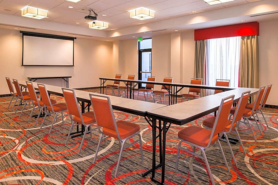 Holiday Inn Express & Suites Monroe By IHG