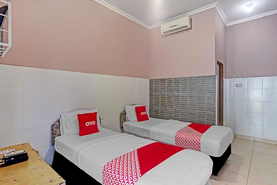 Hotel O Enggal Near Gor Saburai Formerly Hotel Pelangi