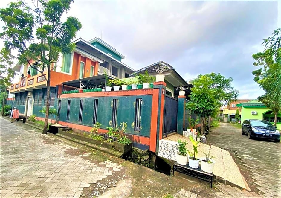 Buntusu Guest House