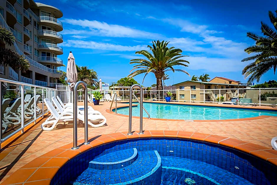 Kirra Beach Apartments