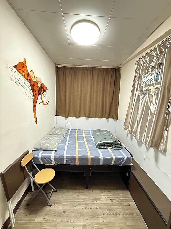 Alohas Hong Kong Hostel