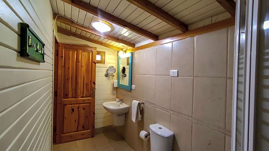 Shams Hotel & Dive Centre