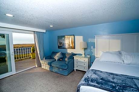 Oceanfront King & Queen Suite