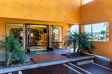 Quality Inn & Suites Westminster - Seal Beach Westminster