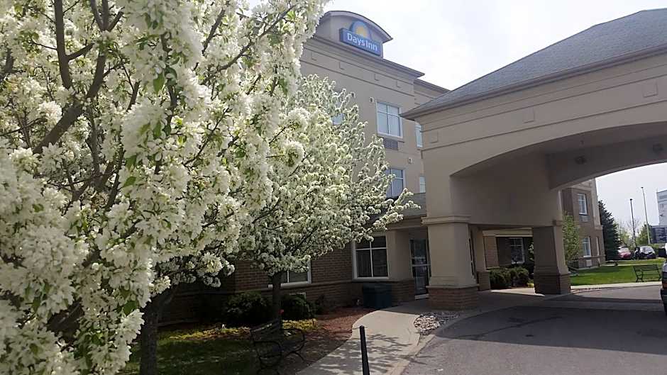 Days Inn by Wyndham Ottawa Airport