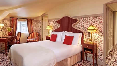 Two Adjacent Double Rooms