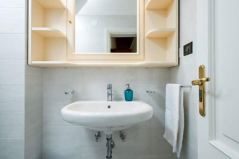 Il Garbino Suite and Apartment