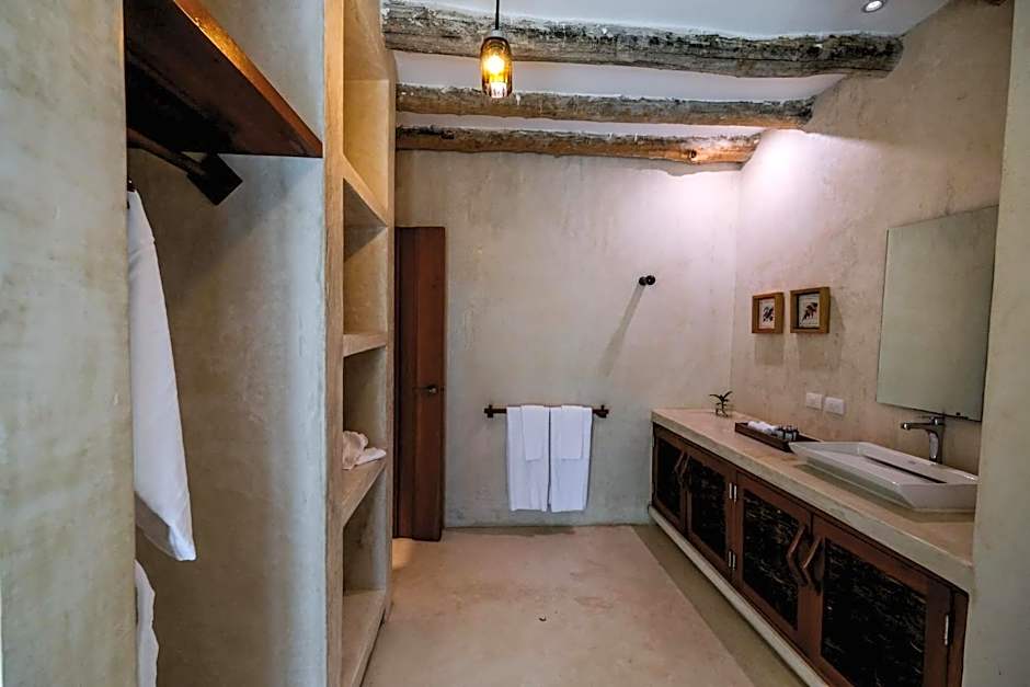 Wakax Hacienda - Cenote & Boutique Hotel