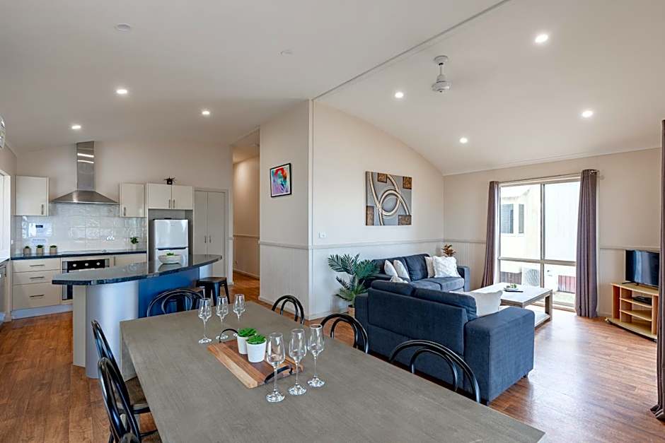 Tasman Holiday Parks - Rollingstone