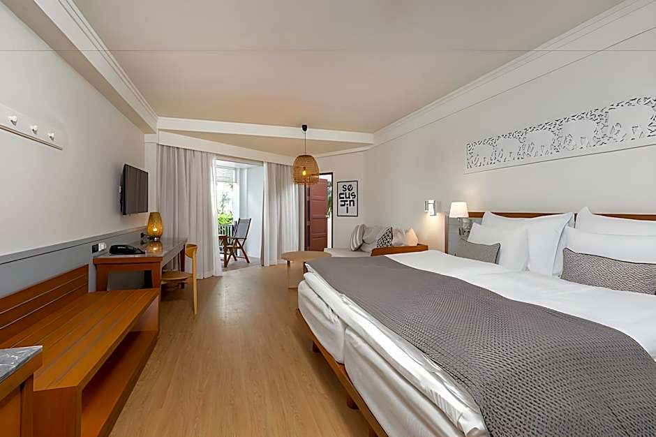 Sunwing Bangtao Beach