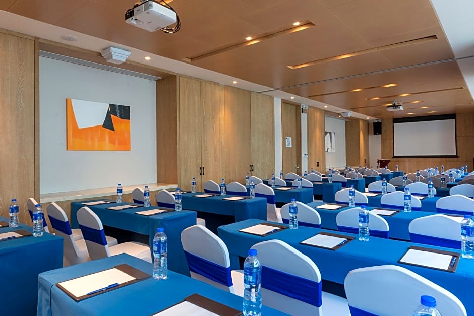 Holiday Inn Express Shenzhen Songgang, an IHG Hotel