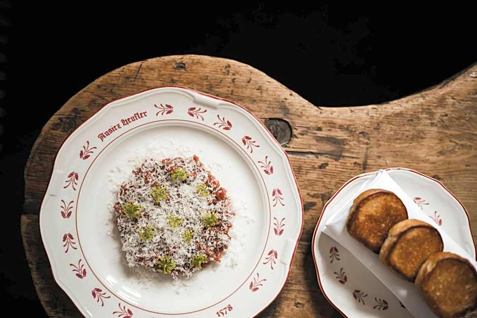 Ansitz Heufler by Norbert Niederkofler