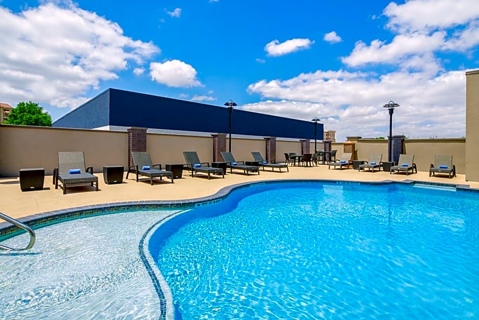 Holiday Inn Express & Suites Lubbock Central - Univ Area