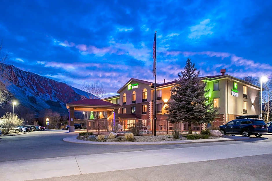 Holiday Inn Express Glenwood Springs Aspen Area By IHG