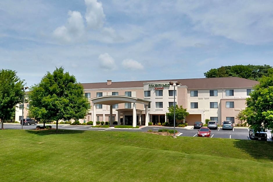 Courtyard by Marriott Danville