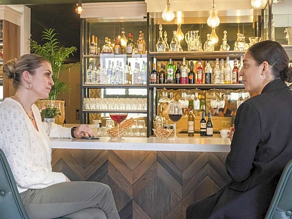 Mercure Paris Bercy Bibliotheque