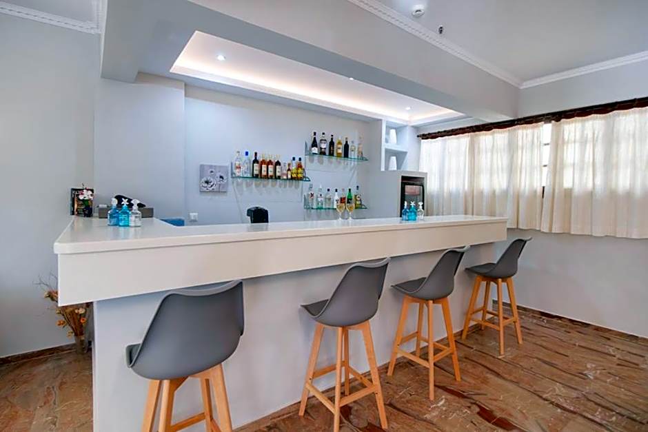 Hotel Nostos
