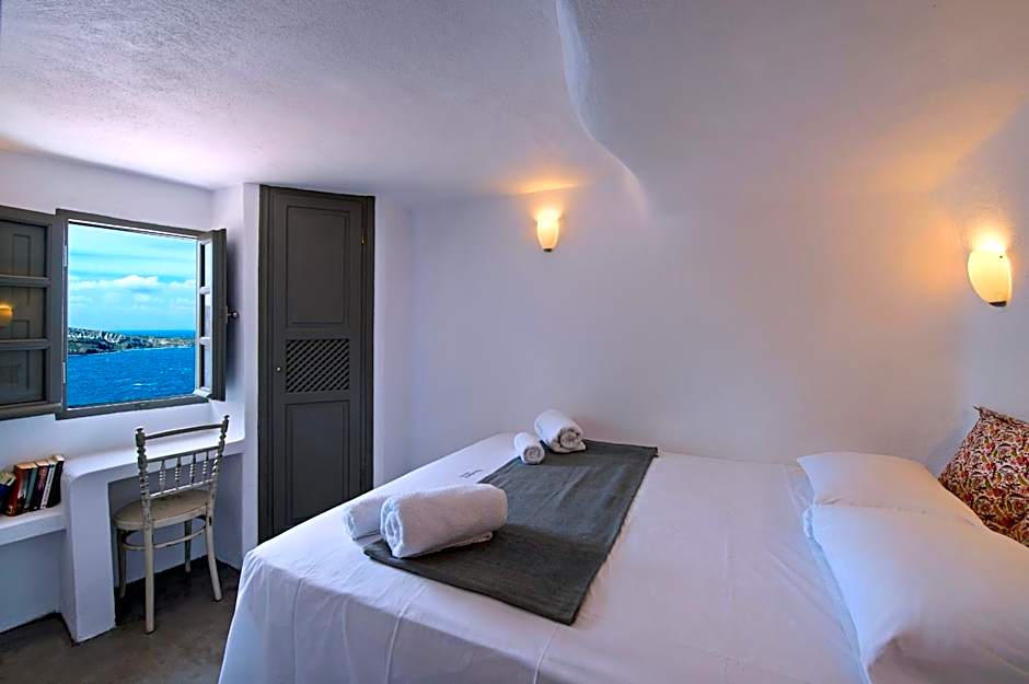 Photo 1 of 17 of Superior Suite, Hot Tub, Sunset View