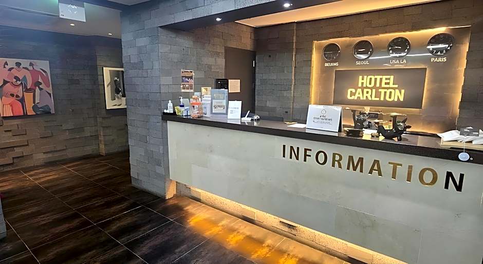 Hotel Carlton