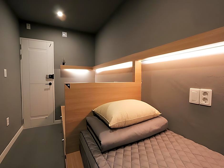 Blueboat Hostel Jeonju
