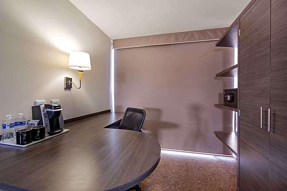 BeWow Hotel Querétaro