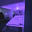 VIBE INN - WHIRLPOOLS SUITES - Lyons