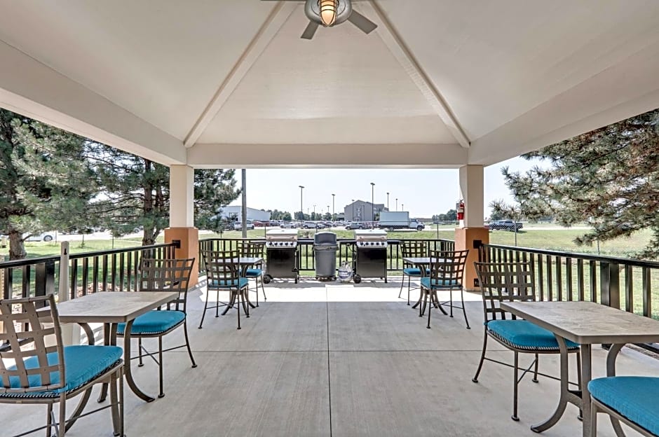 Candlewood Suites Salina By IHG