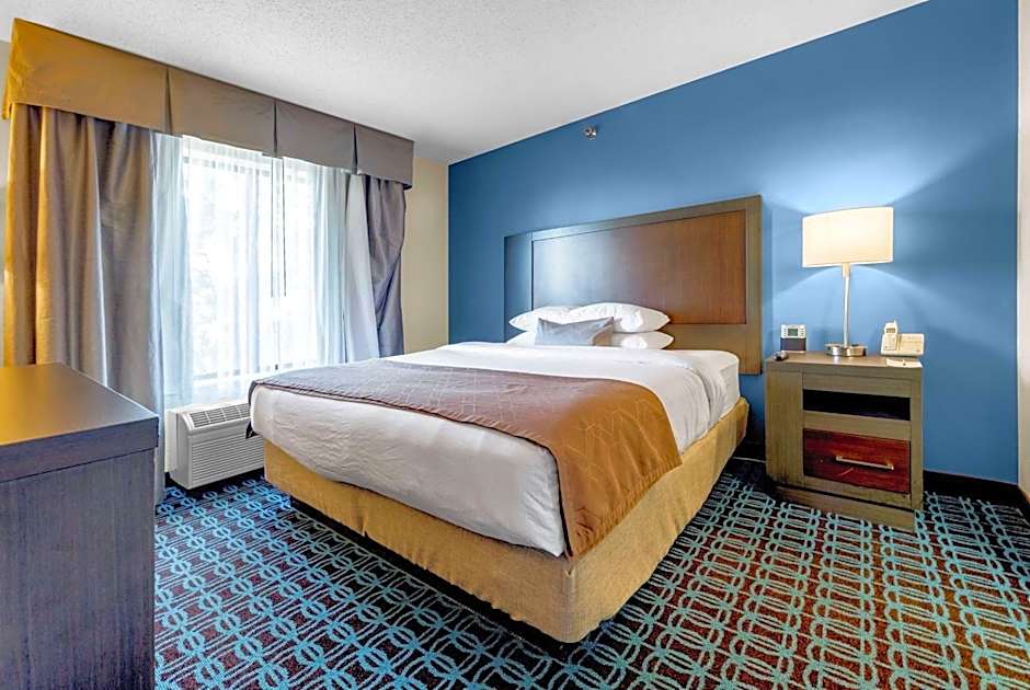 Wingate by Wyndham Chicago Schaumburg