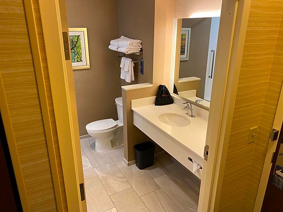 Fairfield Inn & Suites by Marriott Eugene East/Springfield