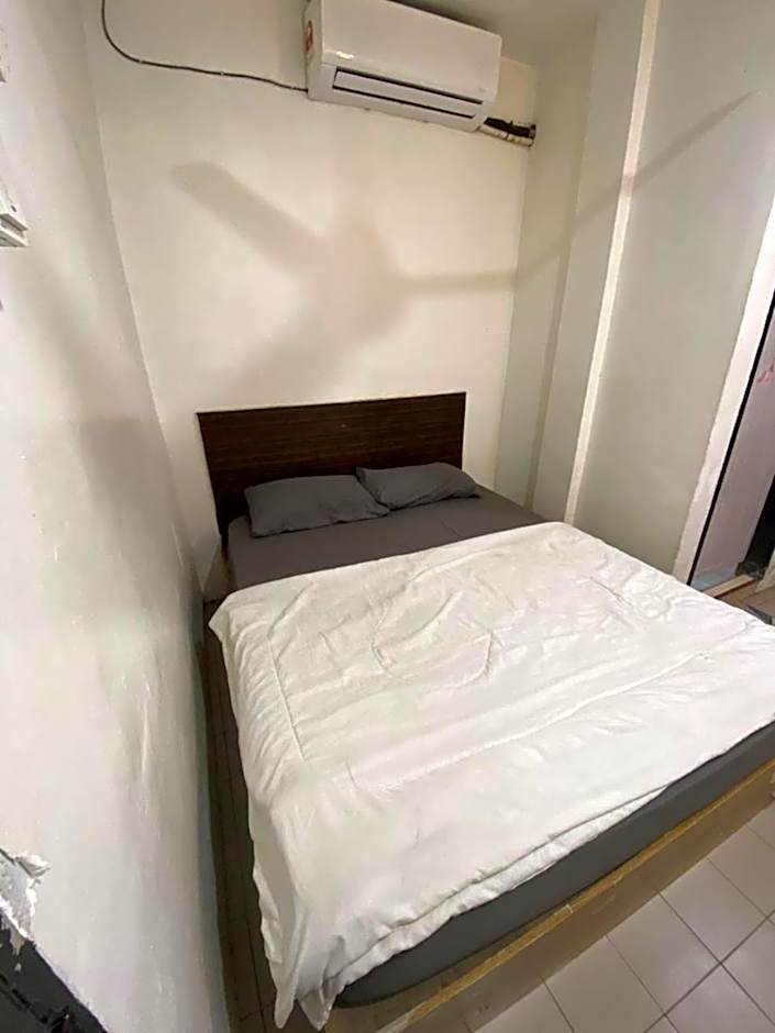 Hotel station 24