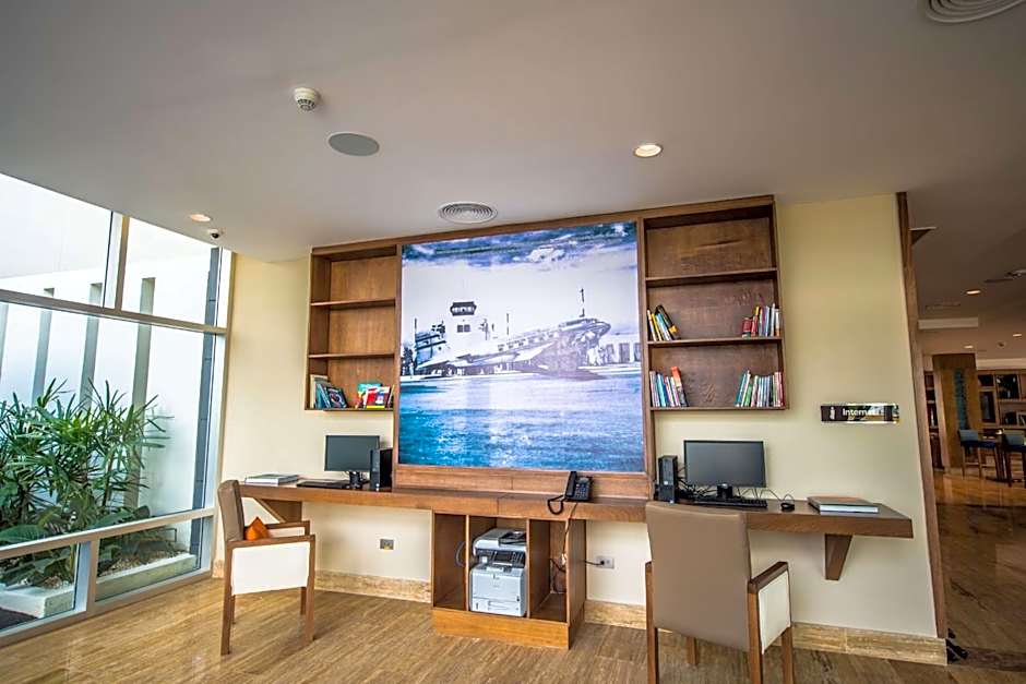 Hampton Inn By Hilton Santo Domingo Airport