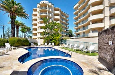 Royal Pacific Resort