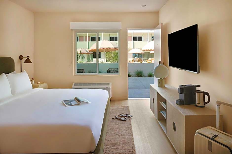 City Center Hotel by Kasa – Long Beach, CA