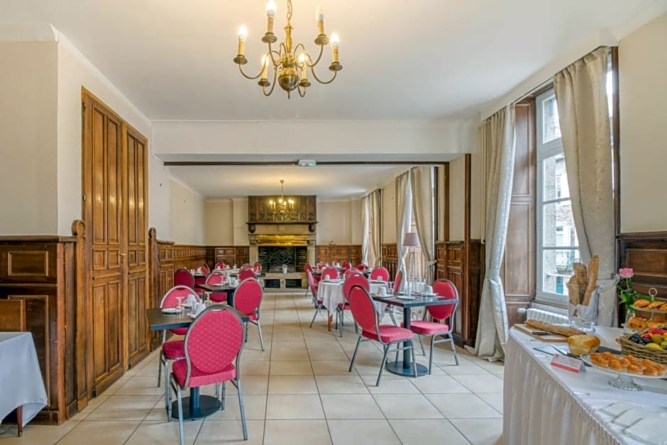 Brit Hotel le Cygne
