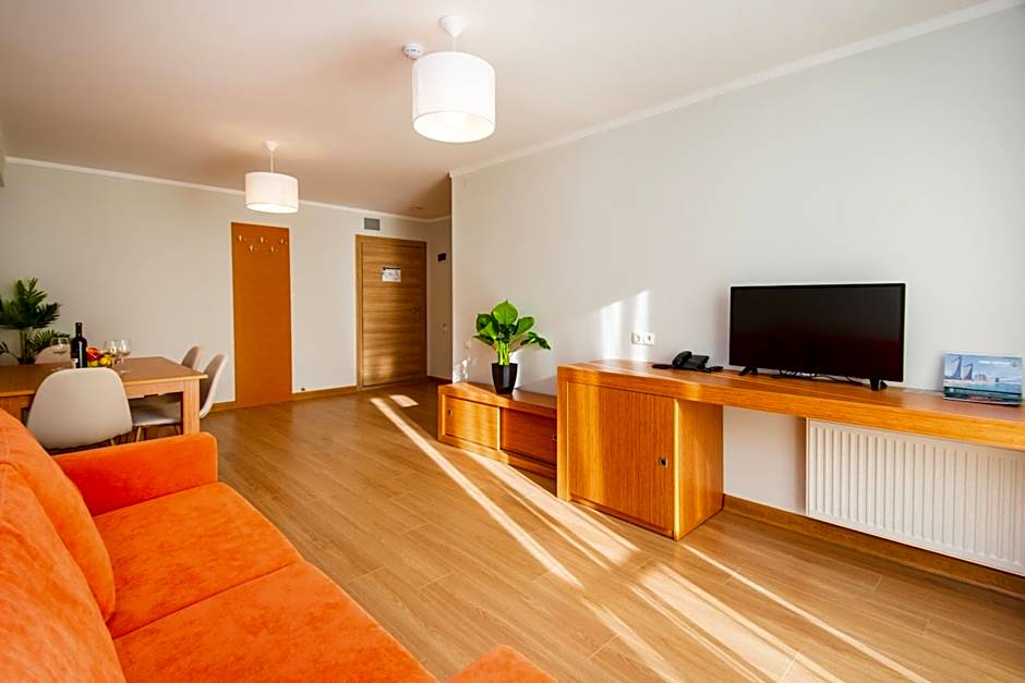 Orbi Palace Hotel Official