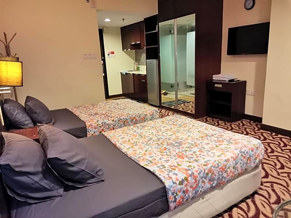Stay In Kay Kay Hotel Suite at South China Sea Place Suite