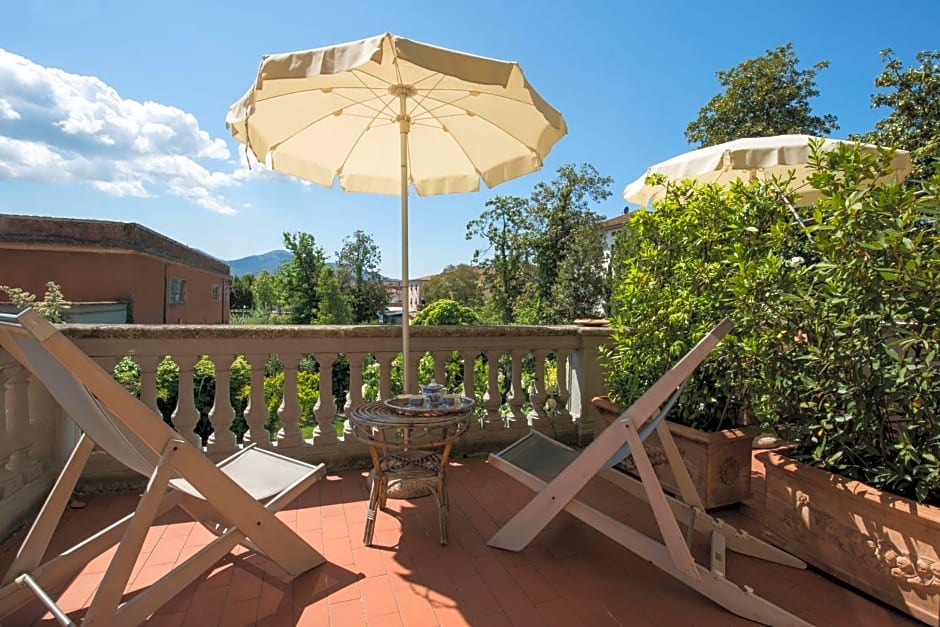 Al Porto Di Lucca B&B