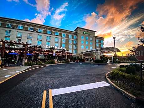 Holiday Inn Manahawkin/Long Beach Island Hotel By IHG