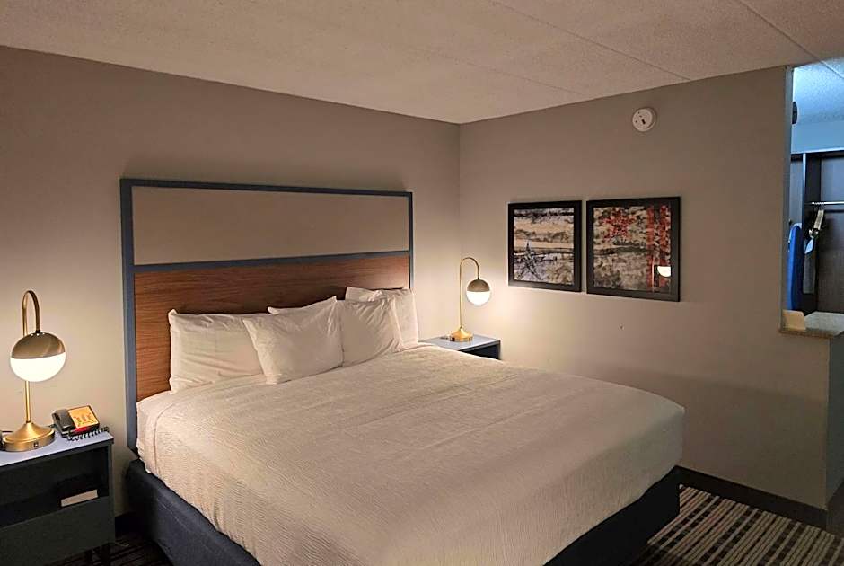 AmericInn by Wyndham Beloit