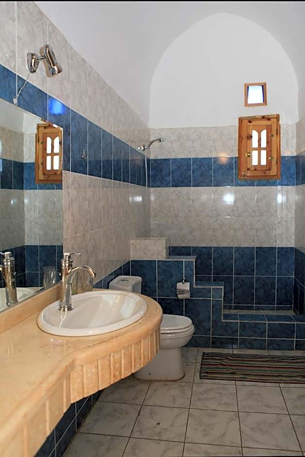 El Fayrouz Hotel