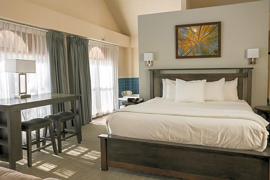 Lone Tree Golf Club and Hotel