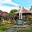 Lovina Beach Hotel
